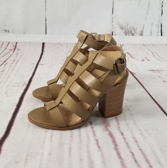 AMERICAN EAGLE Taupe Block Heel Sandals - Picture 3 of 8
